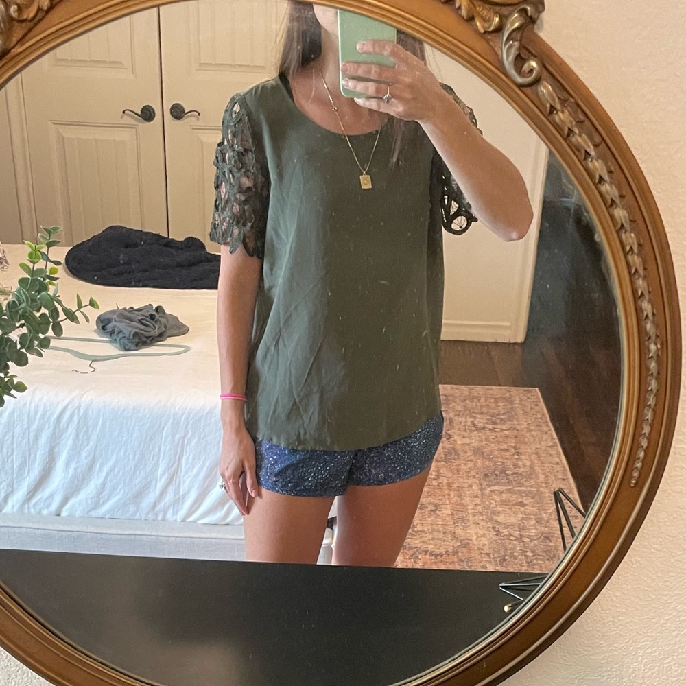 Madewell Forest Green Silk Blouse with Laser Cut Leaf Detail Sleeves size S